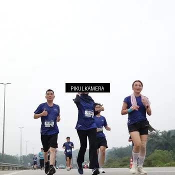 Runner Photo 7467088