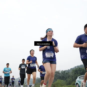Runner Photo 7467157
