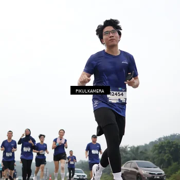 Runner Photo 7467161