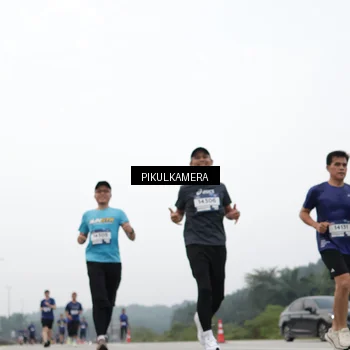 Runner Photo 7467171