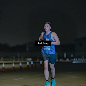 Runner Photo 7467174