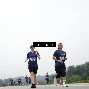Runner Photo 7467210