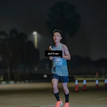 Runner Photo 7467240