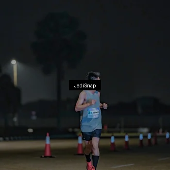 Runner Photo 7467245