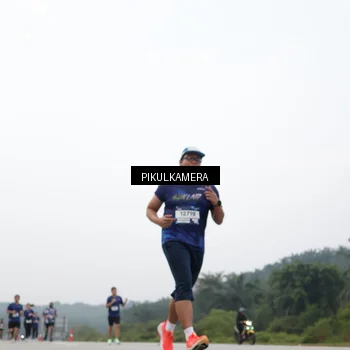 Runner Photo 7467255