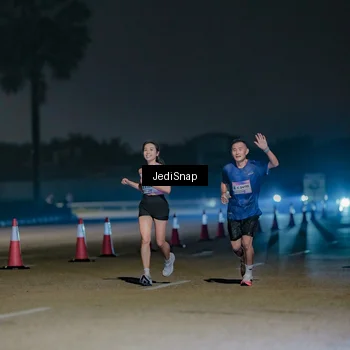 Runner Photo 7467292
