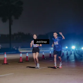 Runner Photo 7467301