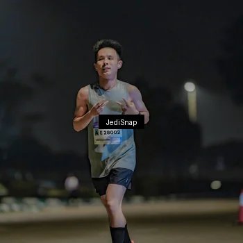 Runner Photo 7467310