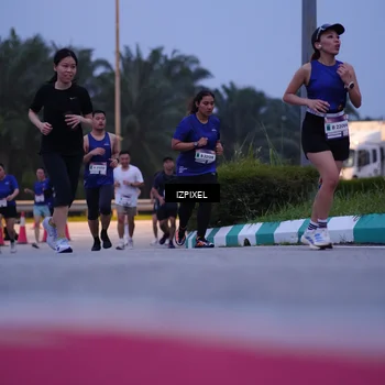 Runner Photo 7467349