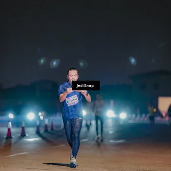 Runner Photo 7467359
