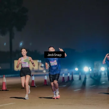 Runner Photo 7467366