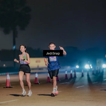 Runner Photo 7467367