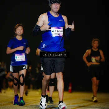 Runner Photo 7467381