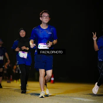Runner Photo 7467399