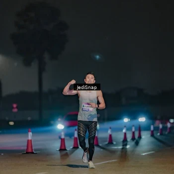 Runner Photo 7467407