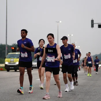 Runner Photo 7467463