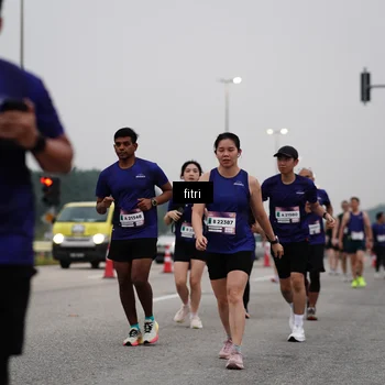 Runner Photo 7467476