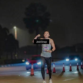 Runner Photo 7467490
