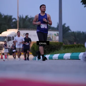 Runner Photo 7467494