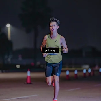 Runner Photo 7467561