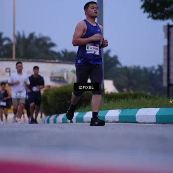 Runner Photo 7467567