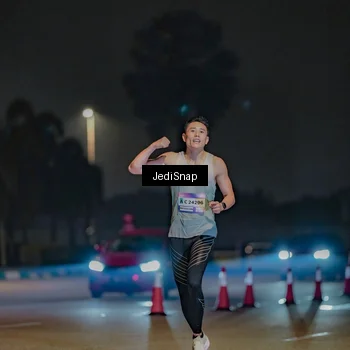 Runner Photo 7467577