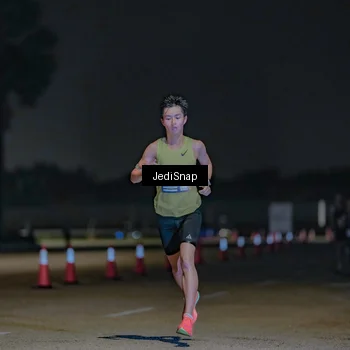 Runner Photo 7467585