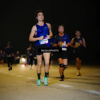 Runner Photo 7467603