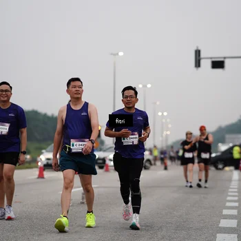 Runner Photo 7467618