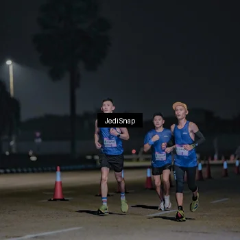 Runner Photo 7467633