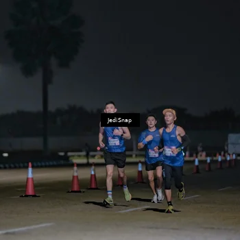Runner Photo 7467645
