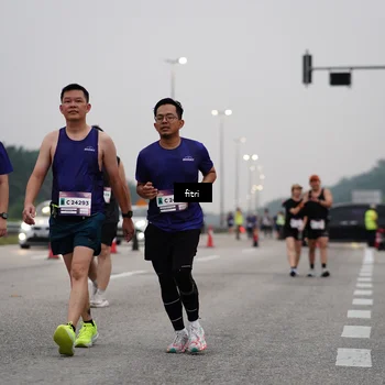 Runner Photo 7467649