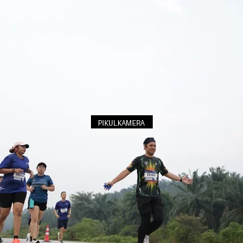 Runner Photo 7467655