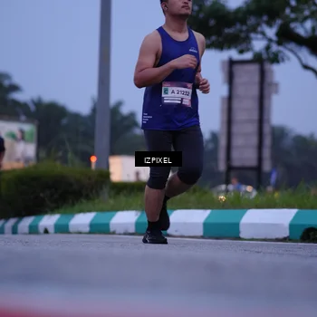 Runner Photo 7467665