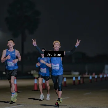 Runner Photo 7467680