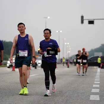 Runner Photo 7467691