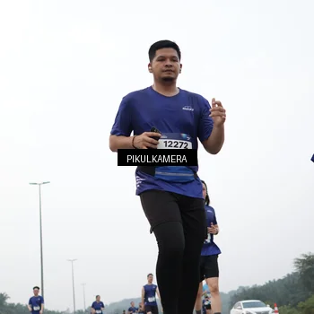 Runner Photo 7467704