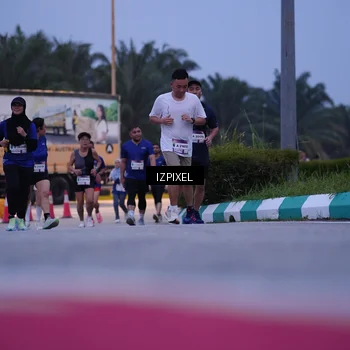 Runner Photo 7467760
