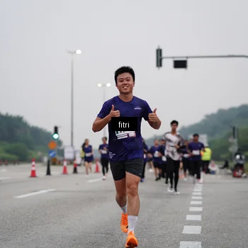 Runner Photo 7467765