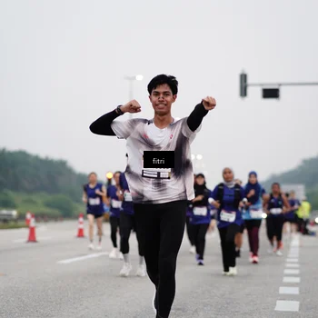 Runner Photo 7467812