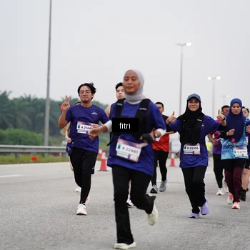 Runner Photo 7467879