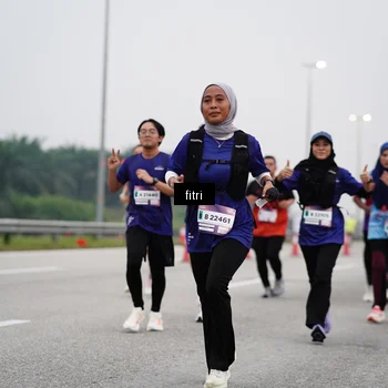 Runner Photo 7467880