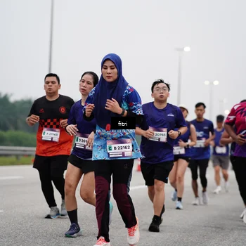 Runner Photo 7467915