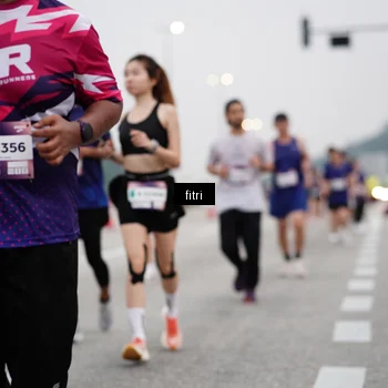 Runner Photo 7467944