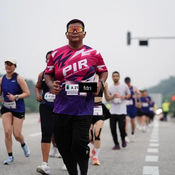 Runner Photo 7467946