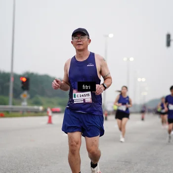 Runner Photo 7467991