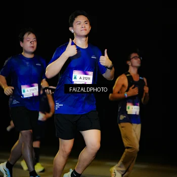 Runner Photo 7467993