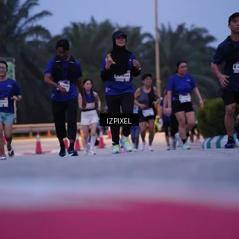 Runner Photo 7467997