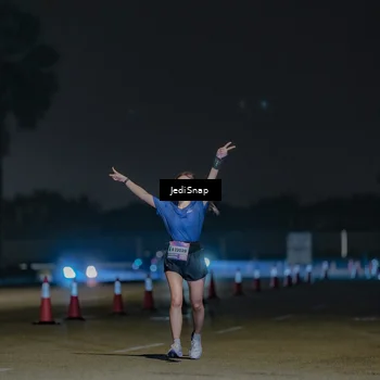 Runner Photo 7468016