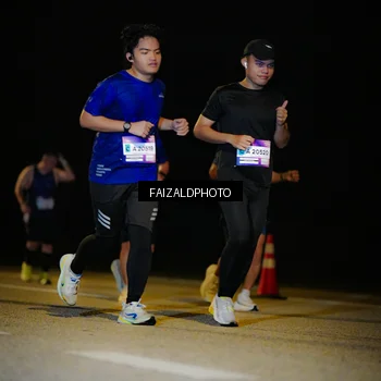 Runner Photo 7468030